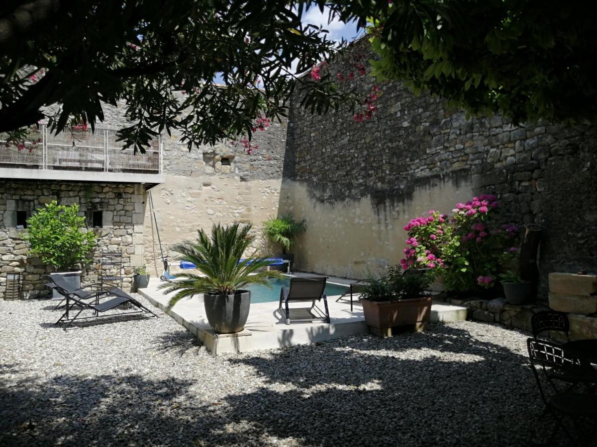 Gite D'Emeline Bourdic Exterior foto
